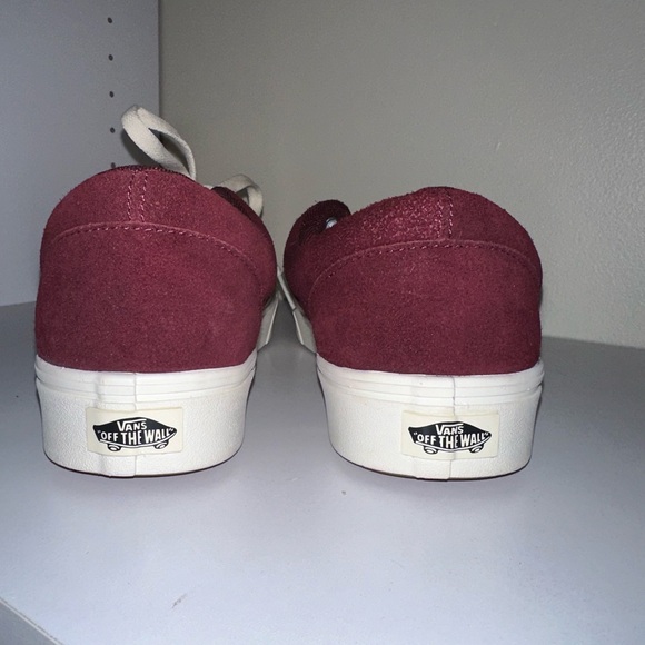 Vans - Picture 3 of 3